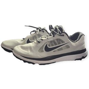 Nike Men's Athletic Shoes in White and Black